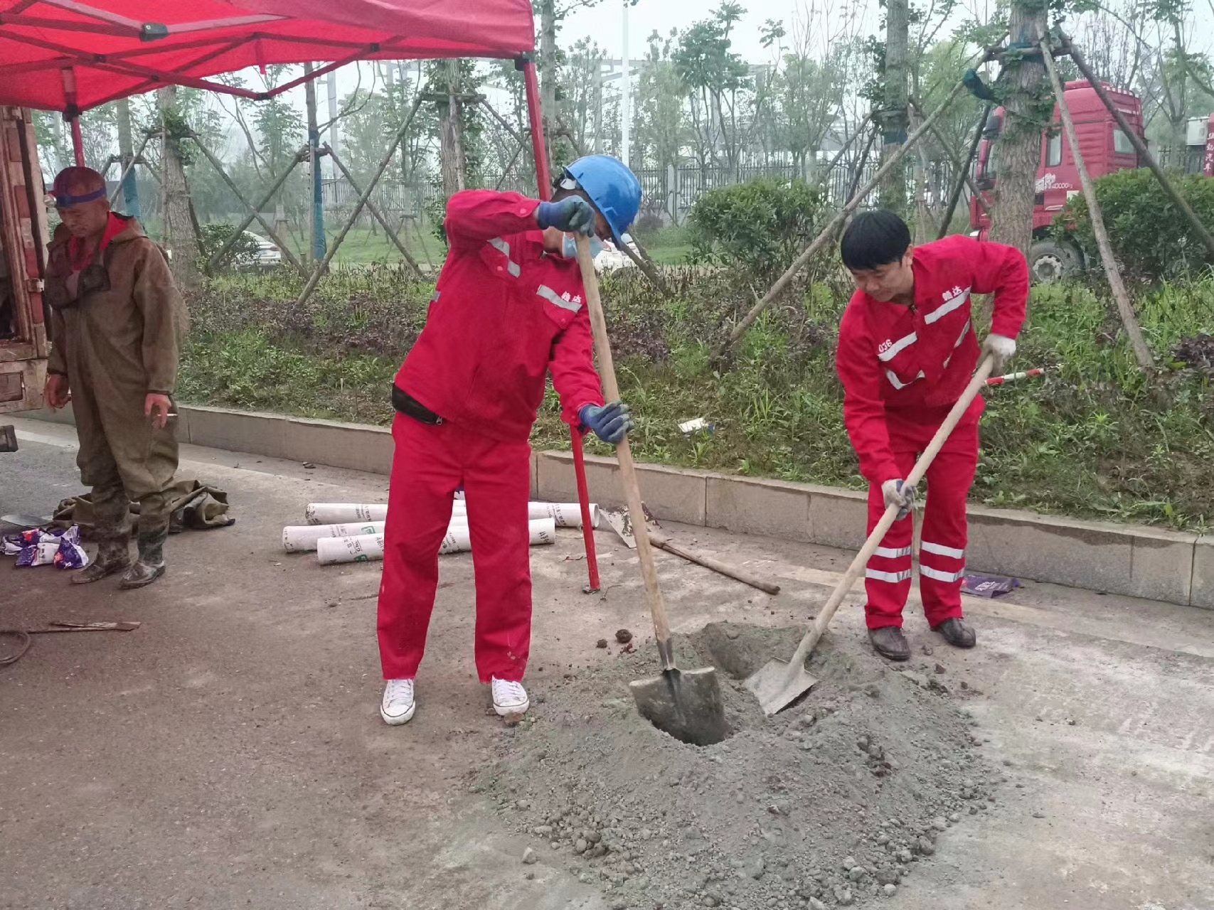 桐城管道疏通哪家好】及时进行市政管道清淤